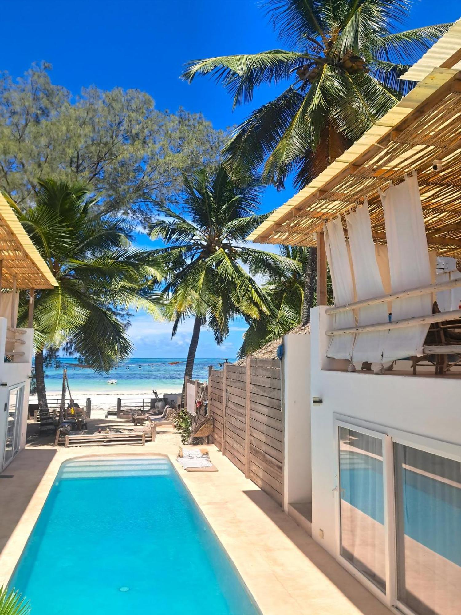 Boho Boutique - Beachfront , Adults Only , Private Pool