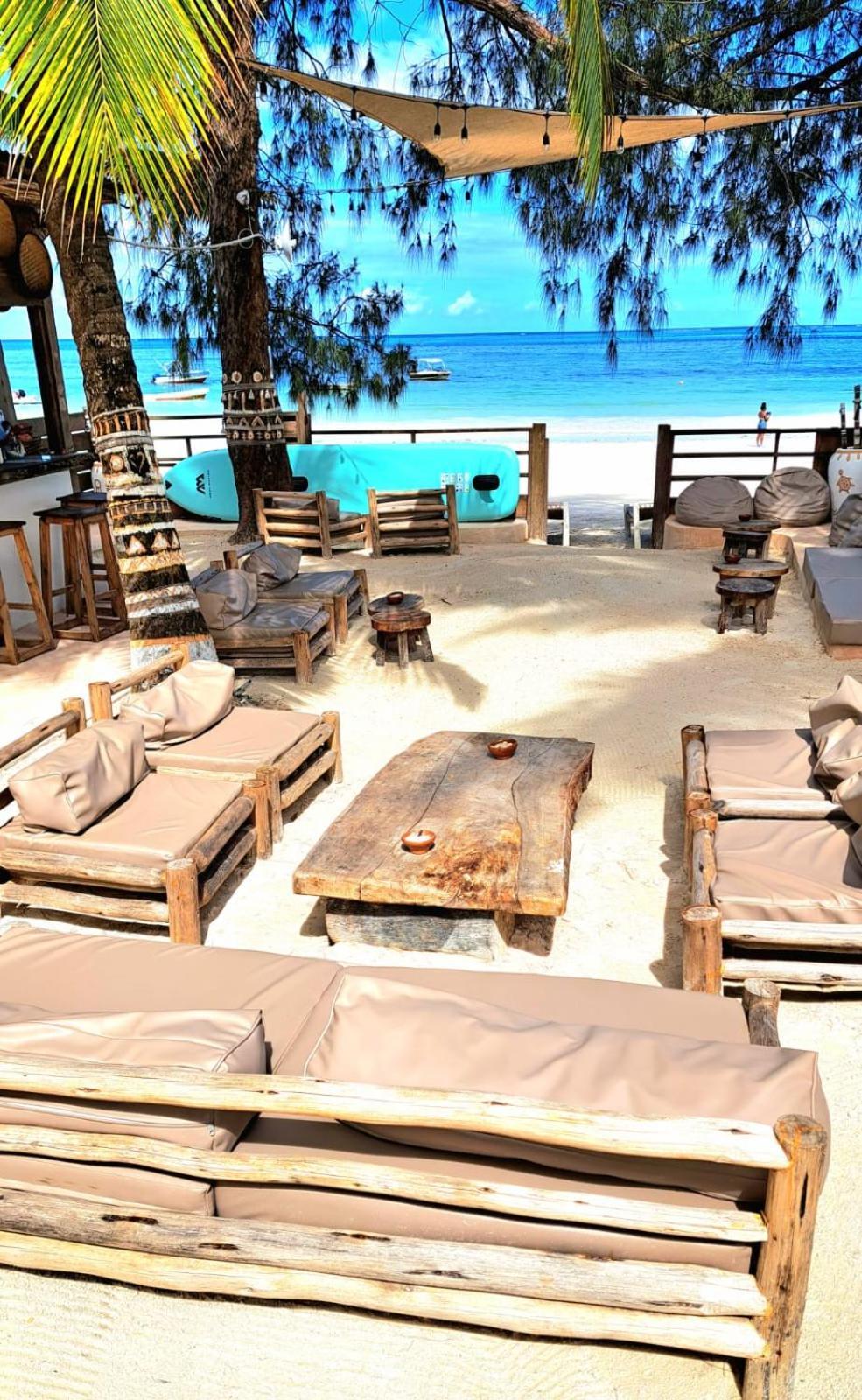 Boho Boutique - Beachfront , Adults Only , Private Pool Ківенґва
